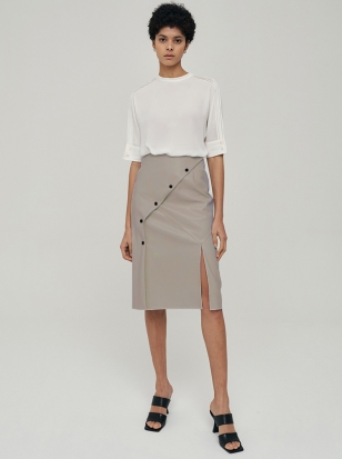 [에코레더]Snap Detail Wrap Style Faux Leather Skirt in Beige_스냅 디테일 랩 스타일 폭스 레더 스커트_베이지