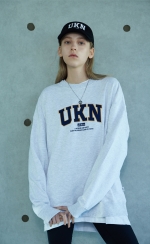 UL:KIN UKN Logo Embroidery Sweatshirts_Light Grey